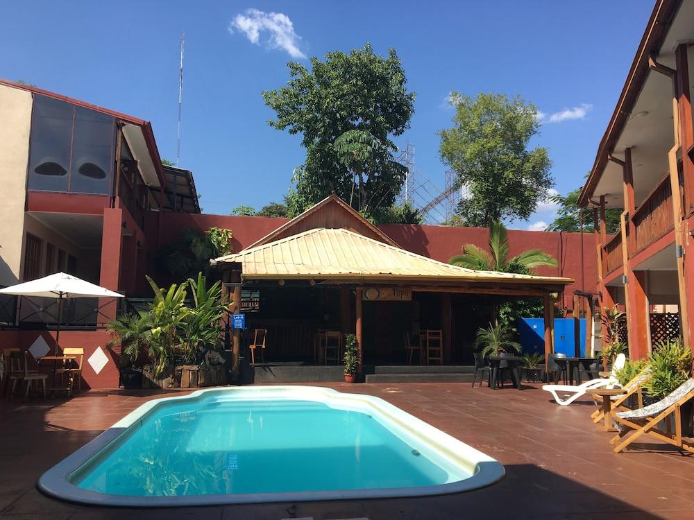 Tupa Boutique Hotel Puerto Iguazu Bagian luar foto