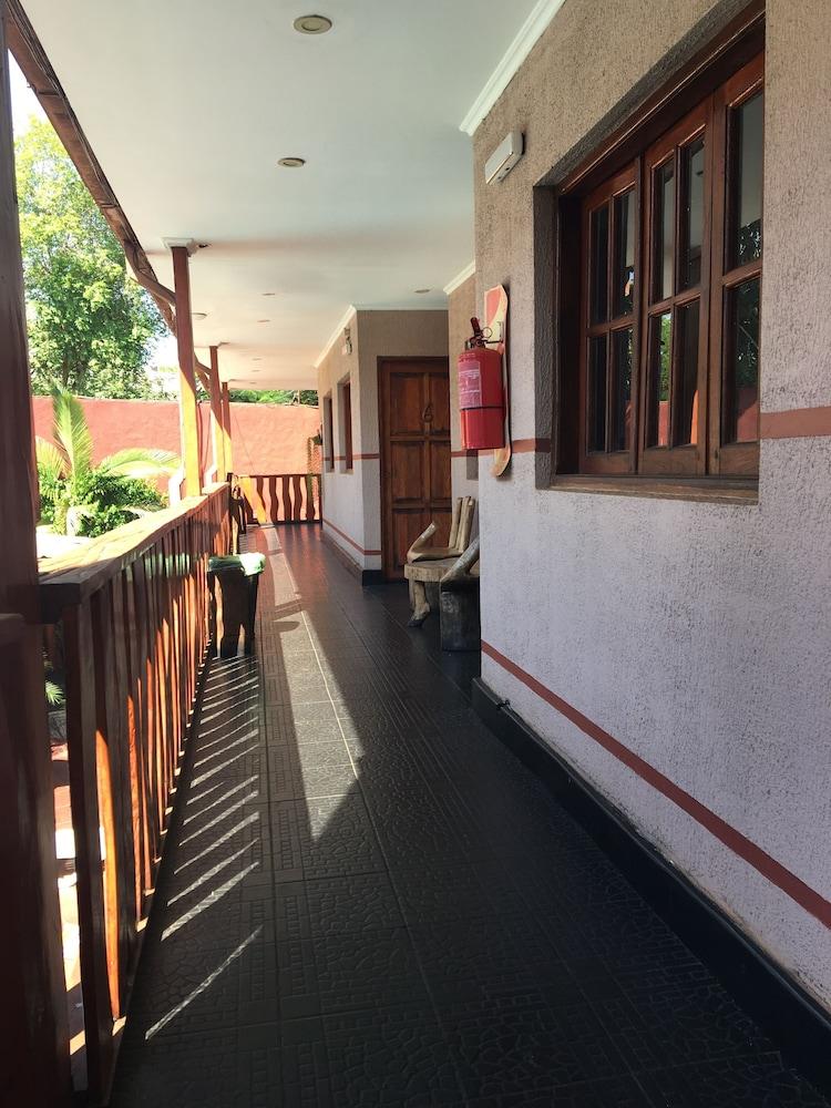 Tupa Boutique Hotel Puerto Iguazu Bagian luar foto