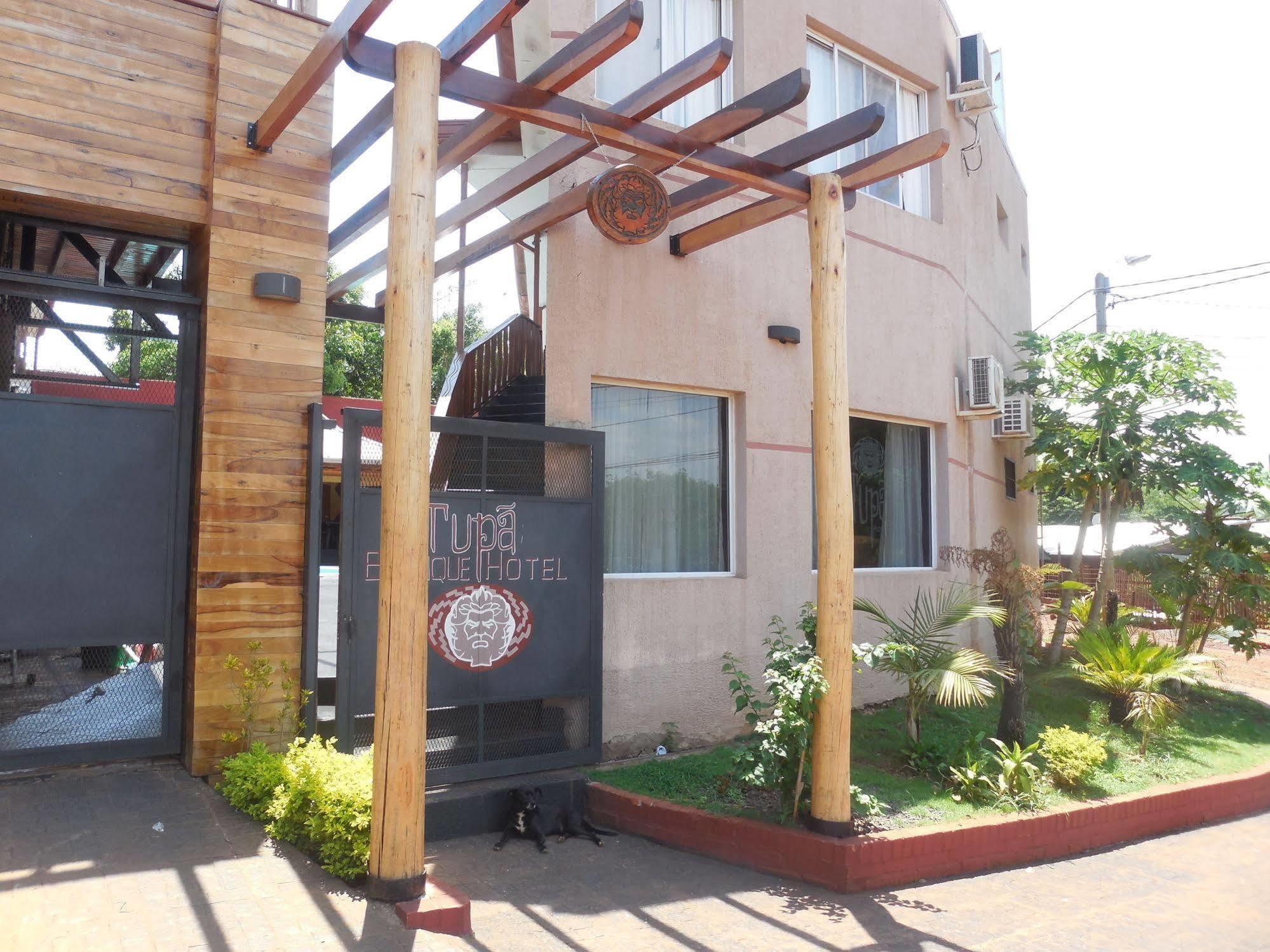 Tupa Boutique Hotel Puerto Iguazu Bagian luar foto